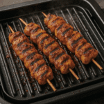 Pesto marinerede grillede kyllingespyd